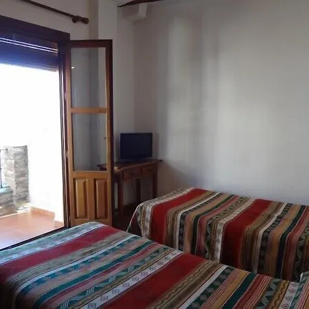 Rural Poqueira Hotel 2*