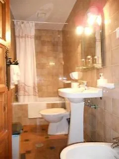 Hotel Rural Poqueira 2*