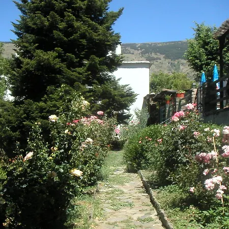 Hotel Rural Poqueira 2*